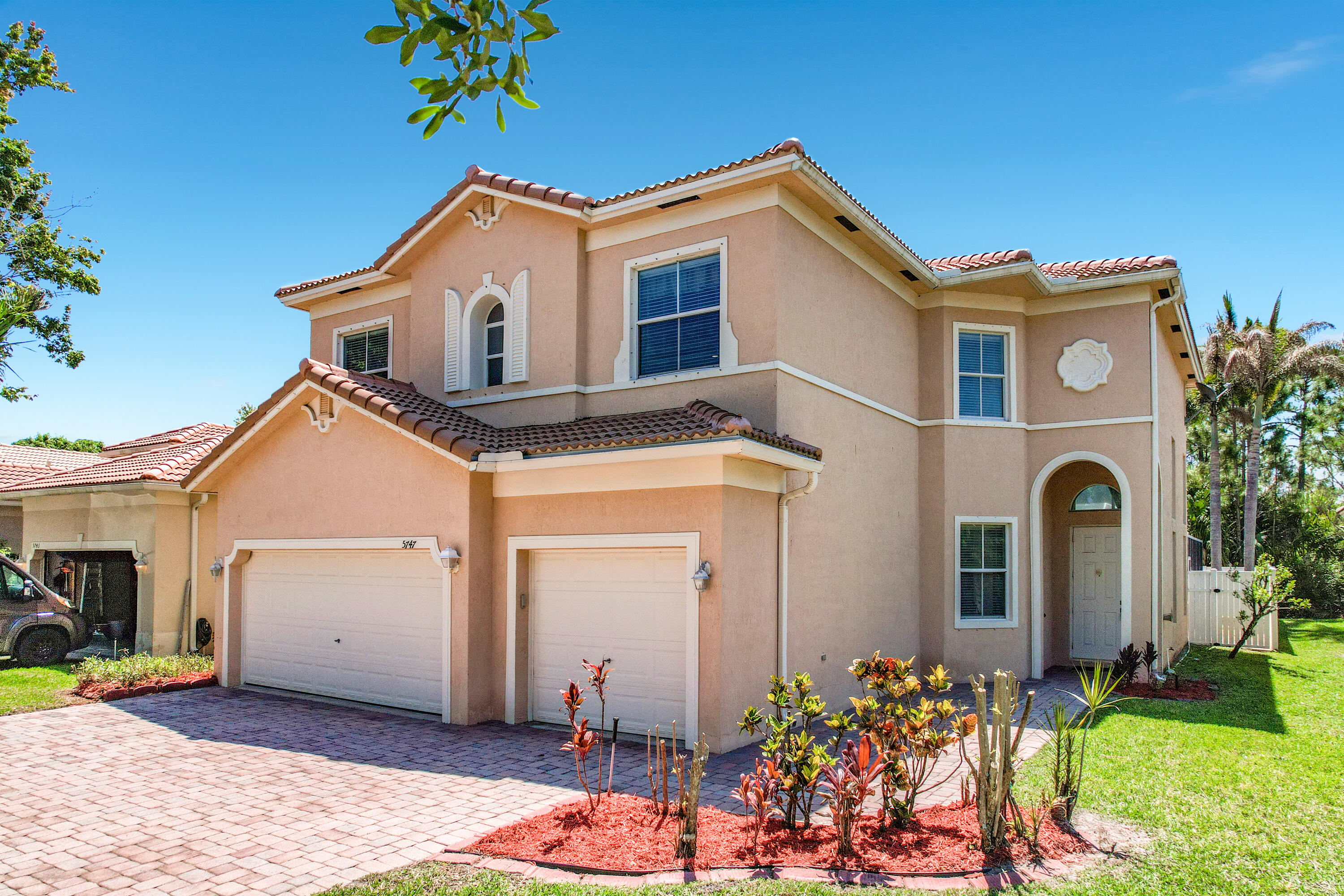 PORTOFINO SHORES - Residential