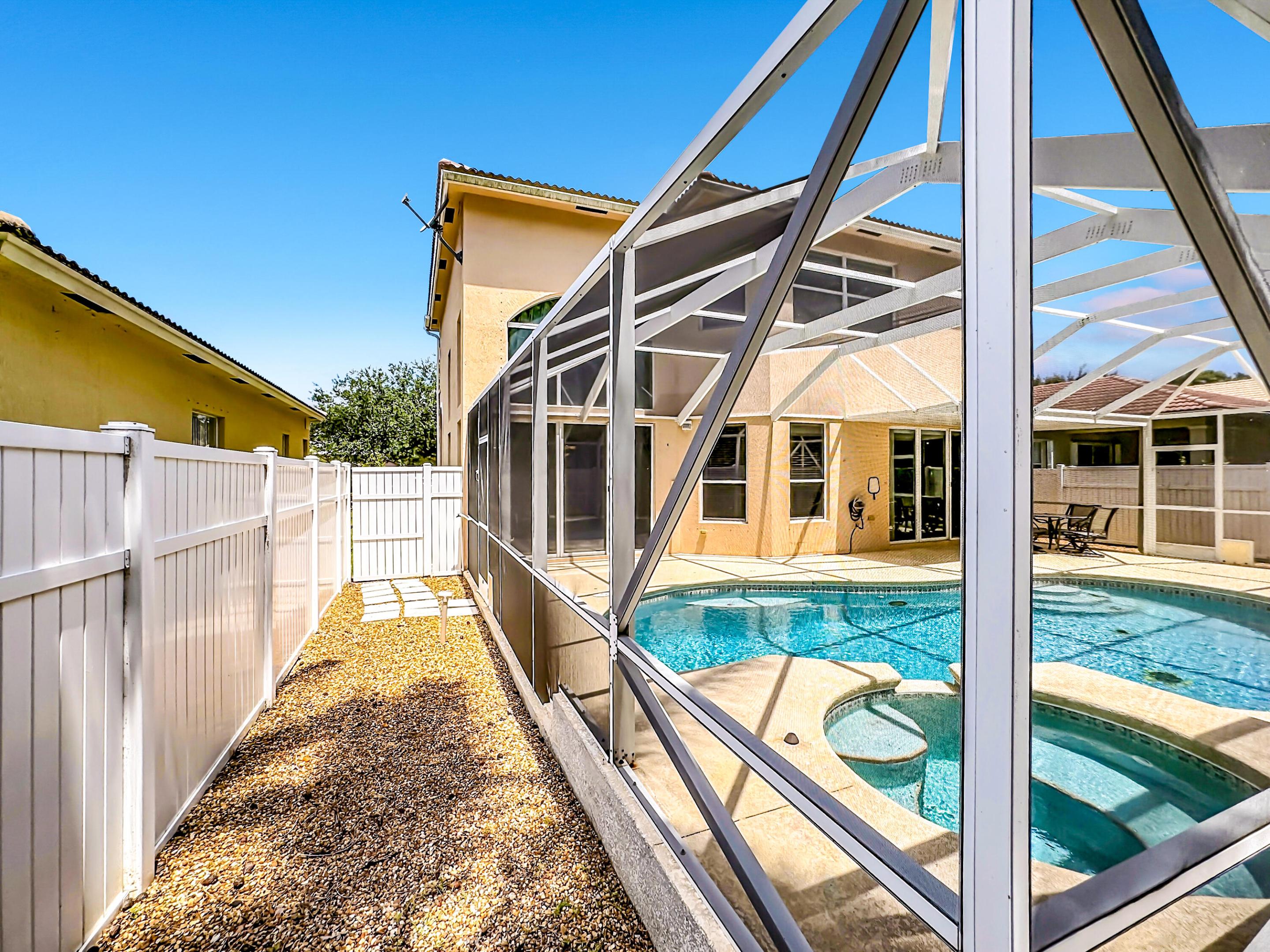 PORTOFINO SHORES - Residential