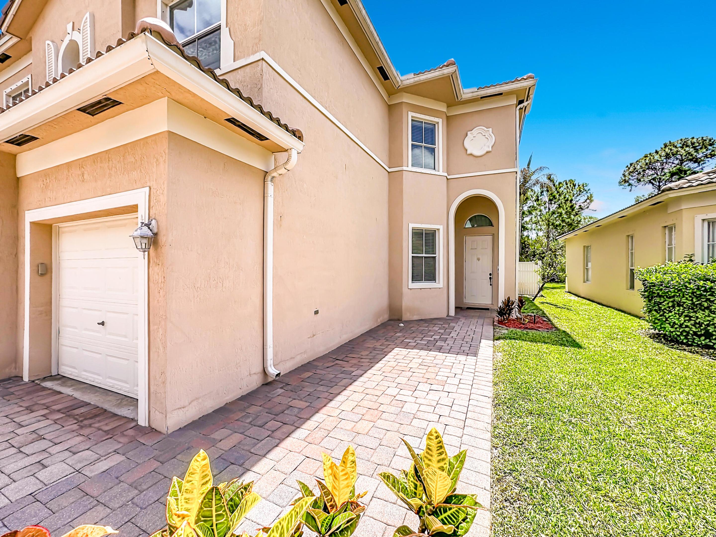 PORTOFINO SHORES - Residential