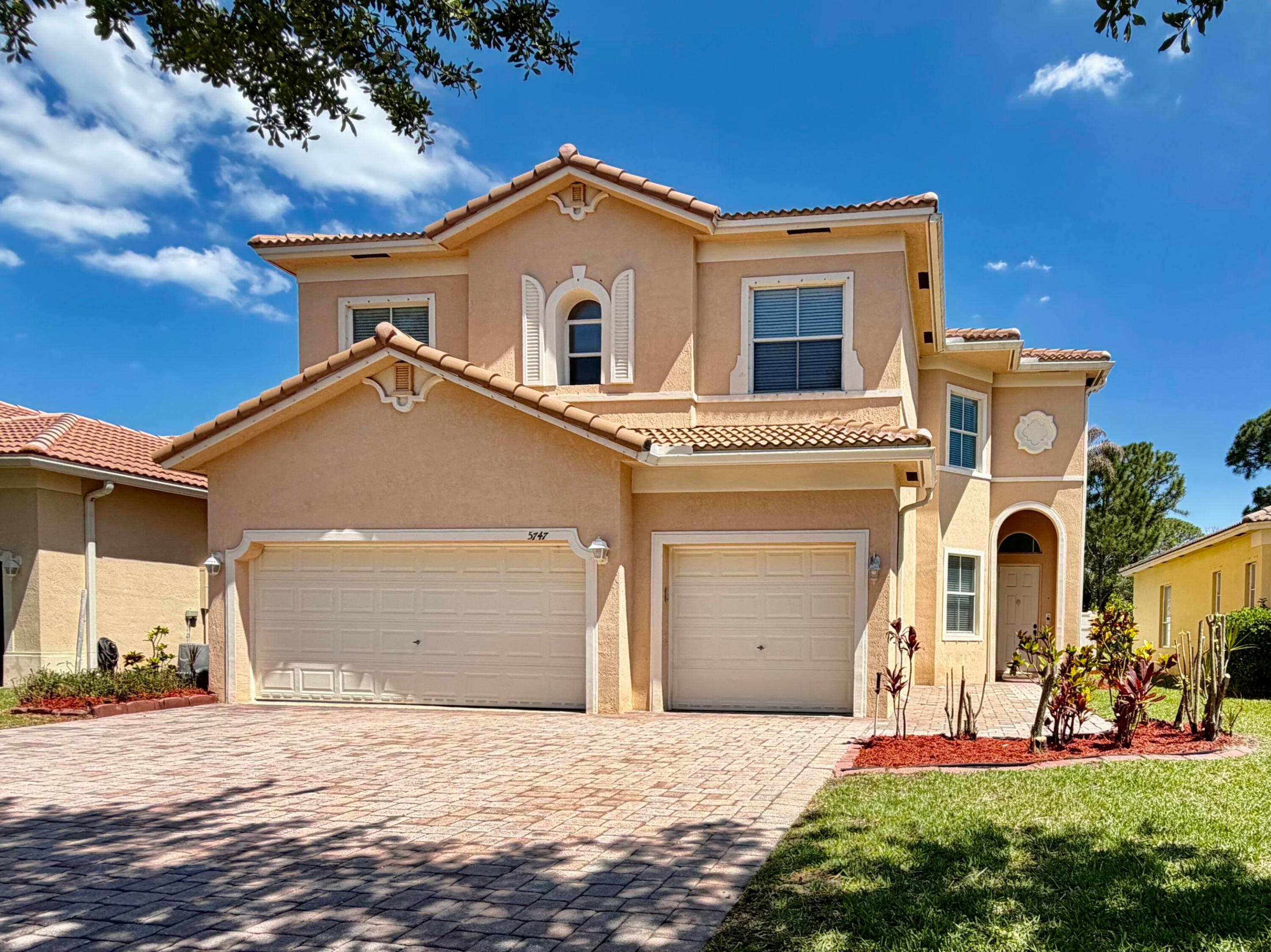 PORTOFINO SHORES - Residential