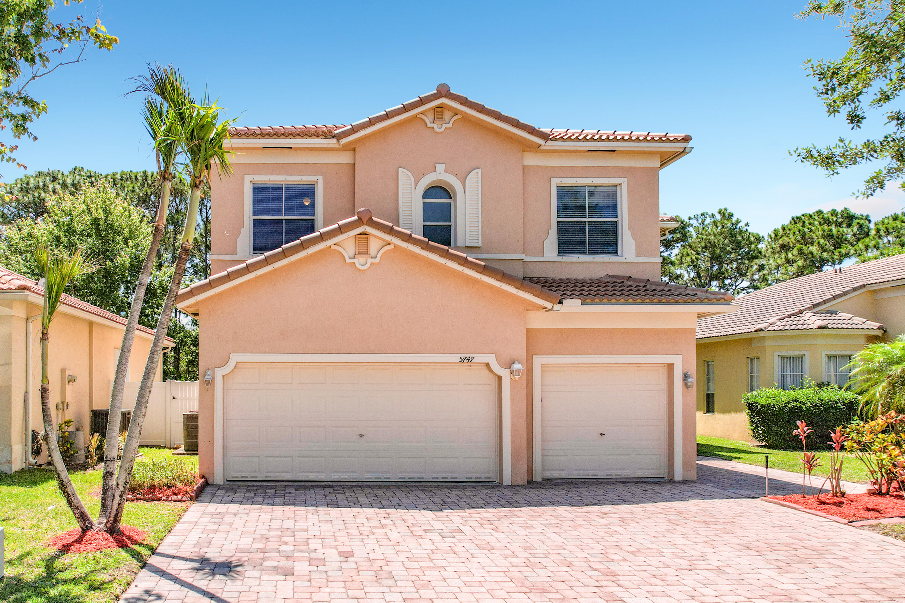 PORTOFINO SHORES - Residential