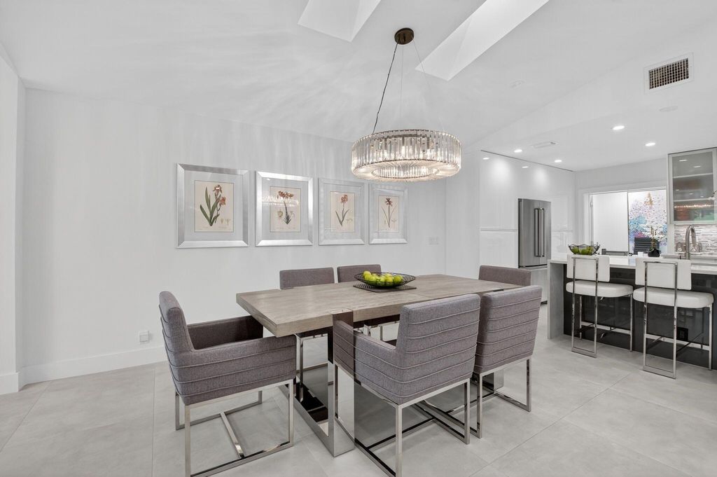 Photo of 19667 Waters End Drive #304, Boca Raton, FL 33434 (MLS # R11107120)