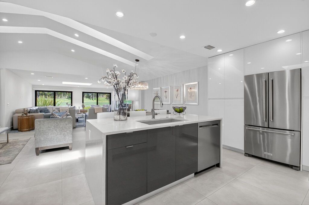 Photo of 19667 Waters End Drive #304, Boca Raton, FL 33434 (MLS # R11107120)