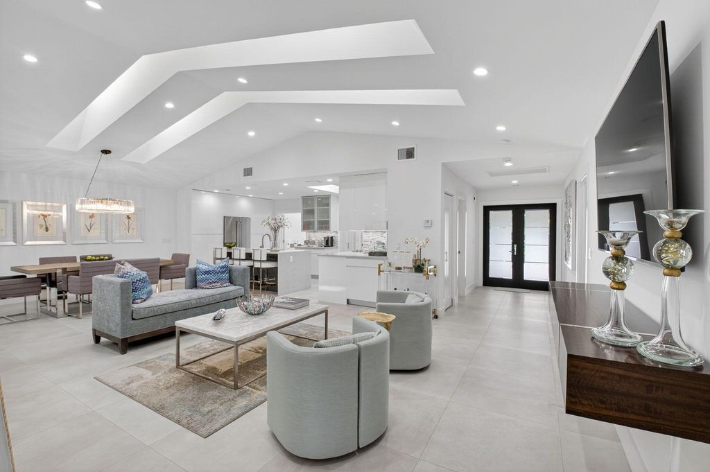 Photo of 19667 Waters End Drive #304, Boca Raton, FL 33434 (MLS # R11107120)