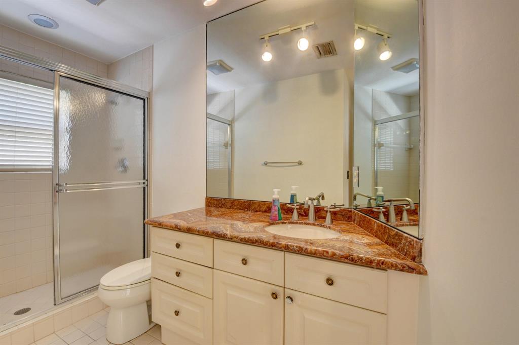 TROPIC ISLE 3RD SEC - Residential