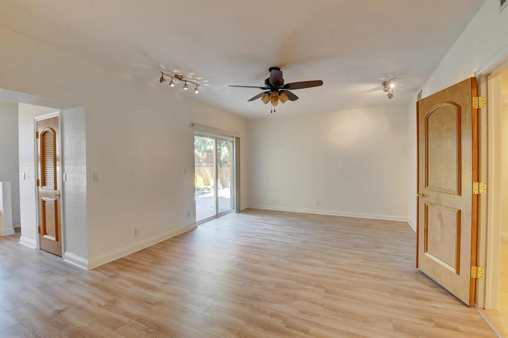 TROPIC ISLE 3RD SEC - Residential