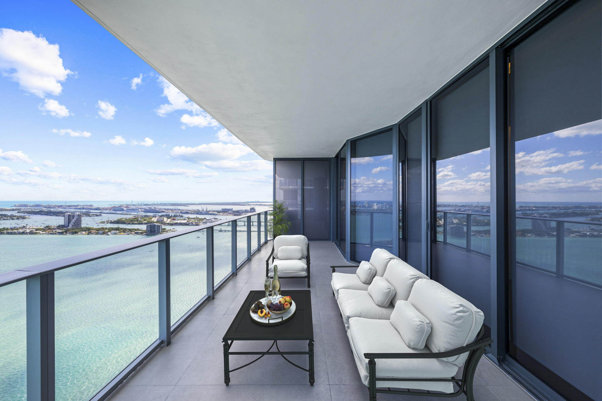 ARIA RESERVE SOUTH, A Condominium - Residential