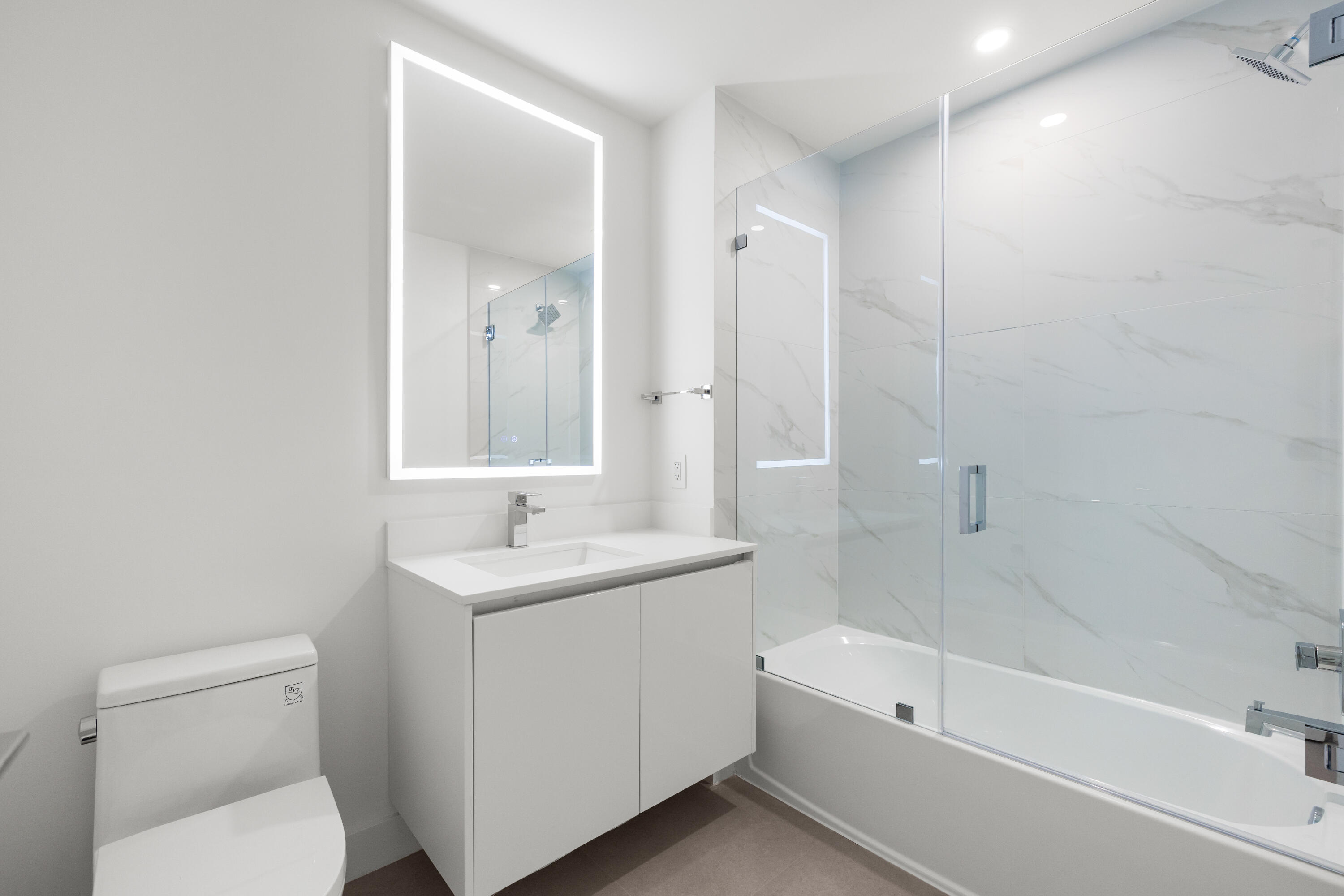 ARIA RESERVE SOUTH, A Condominium - Residential