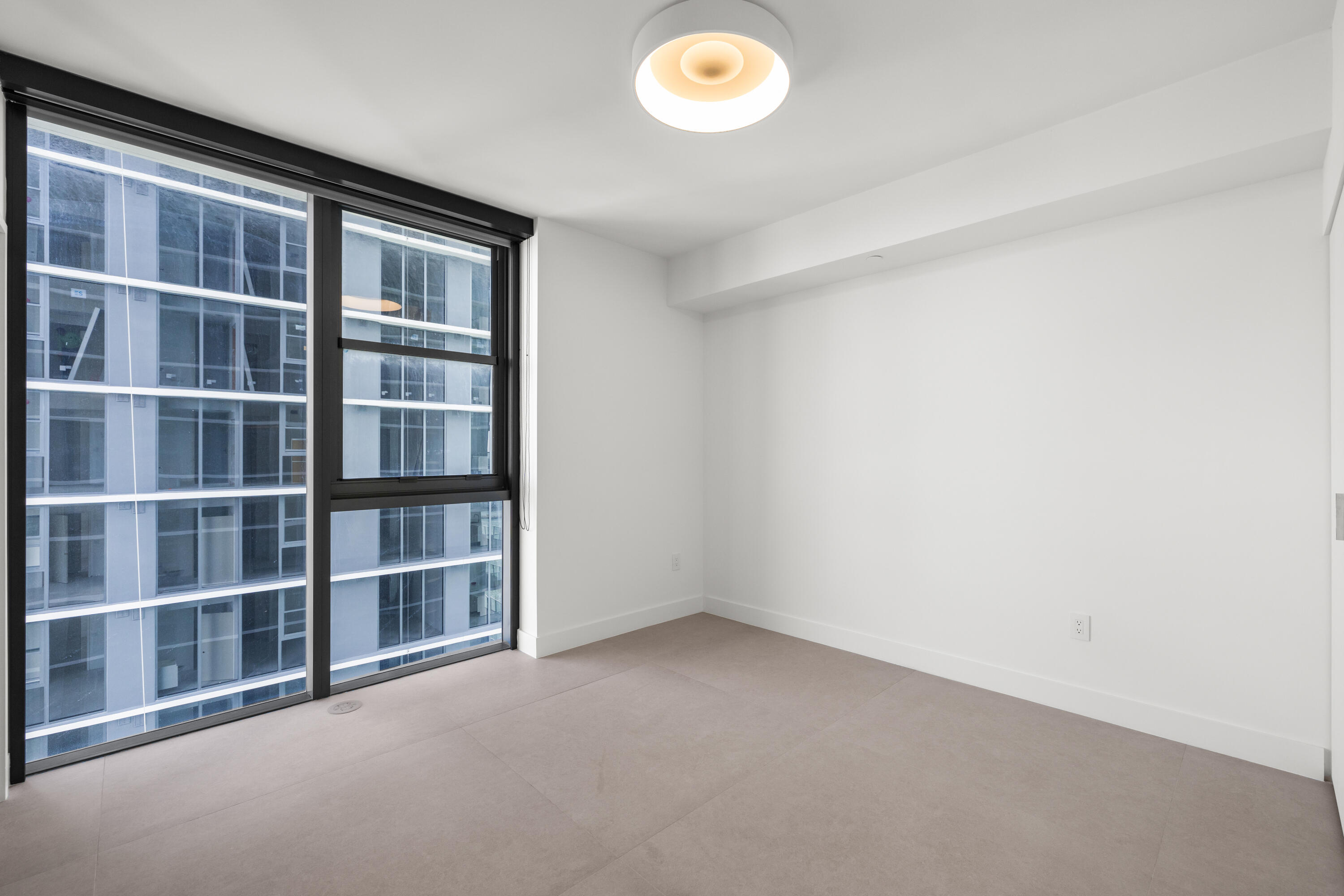 ARIA RESERVE SOUTH, A Condominium - Residential