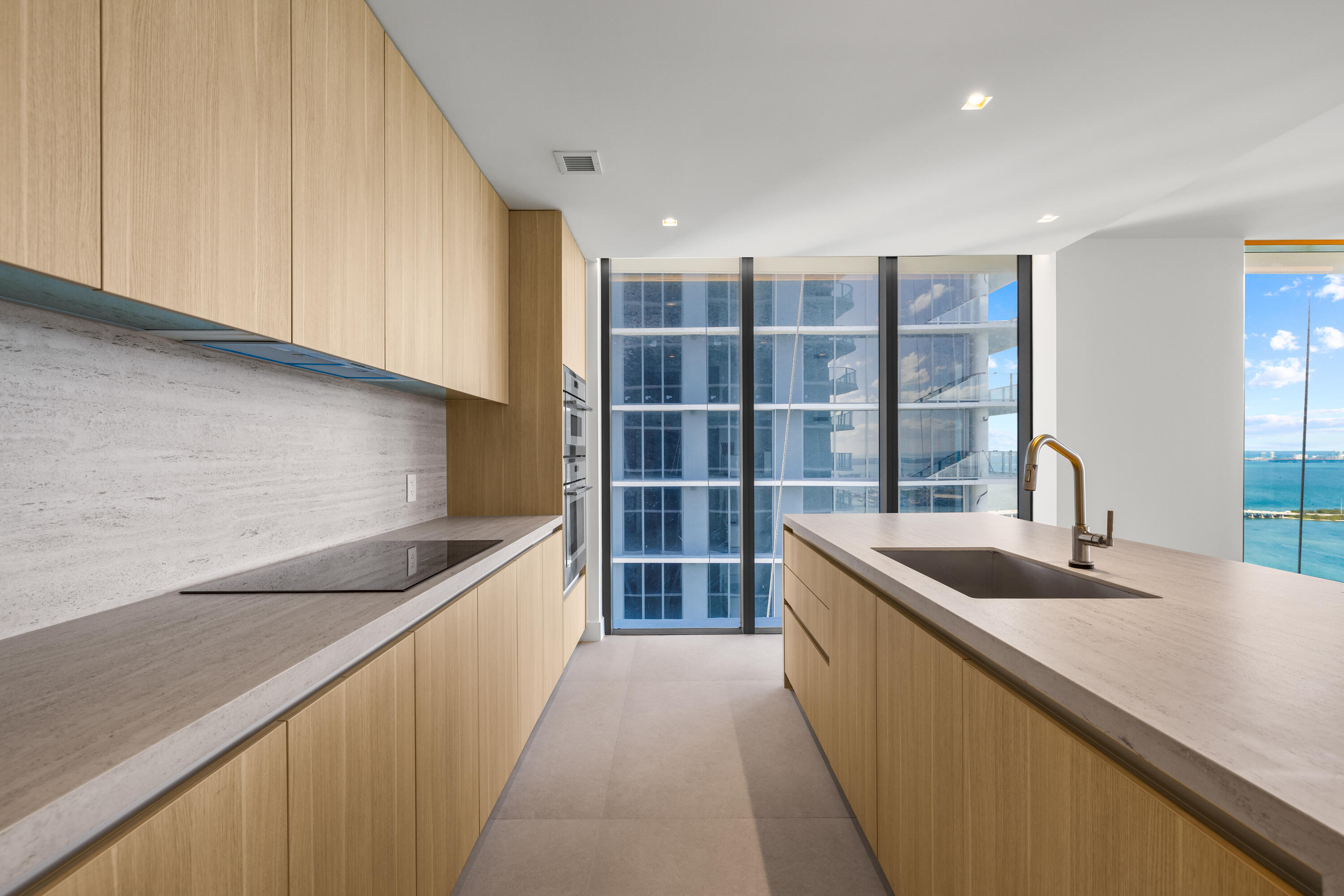 ARIA RESERVE SOUTH, A Condominium - Residential