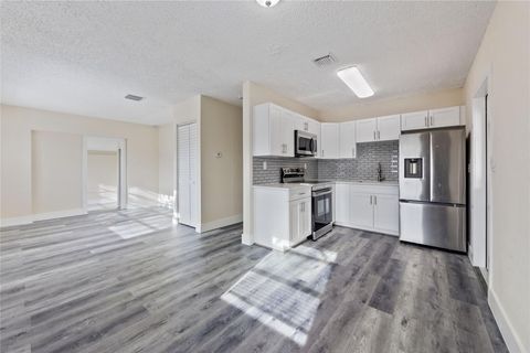 1041 NW 25TH WY Fort Lauderdale FL 33311