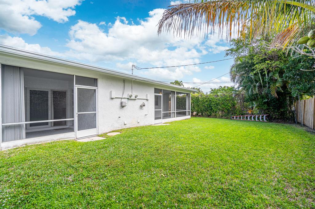 LAKE WYMAN SHORES - Residential Lease