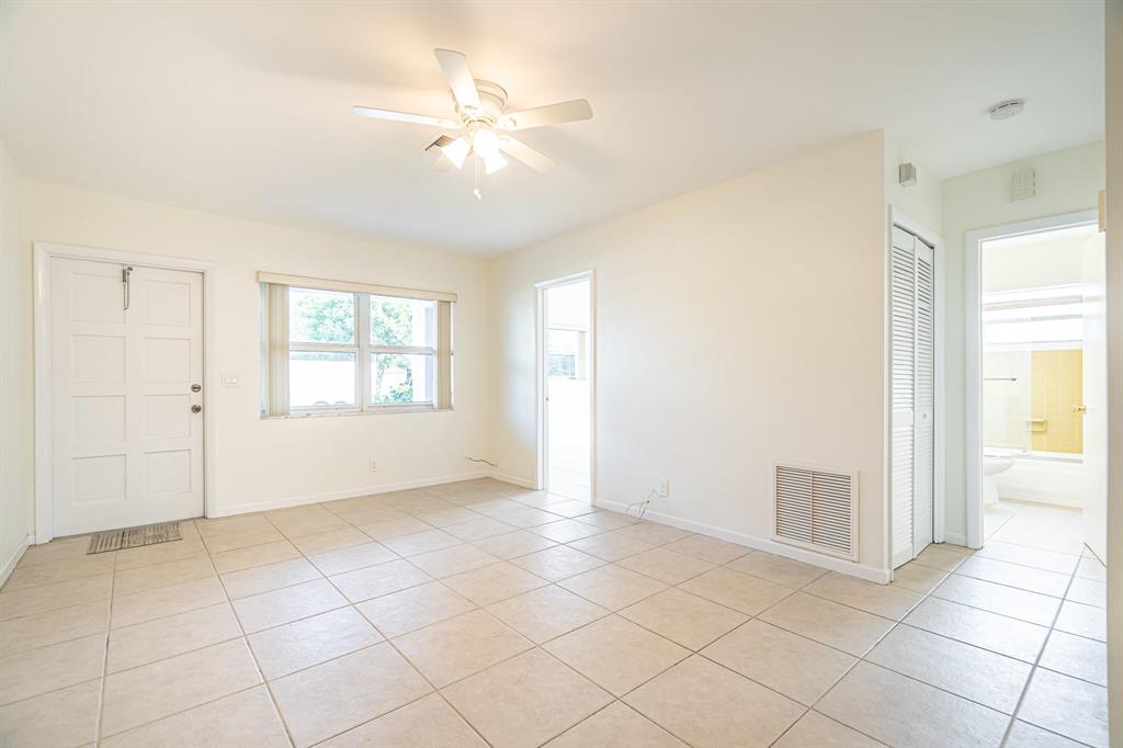 LAKE WYMAN SHORES - Residential Lease