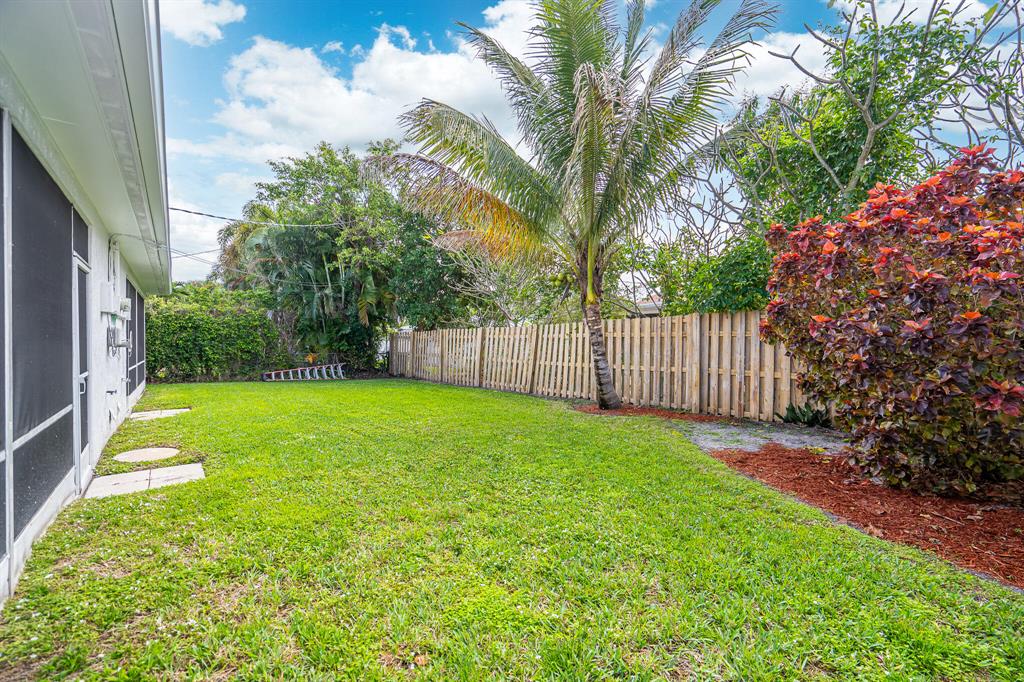 LAKE WYMAN SHORES - Residential Lease