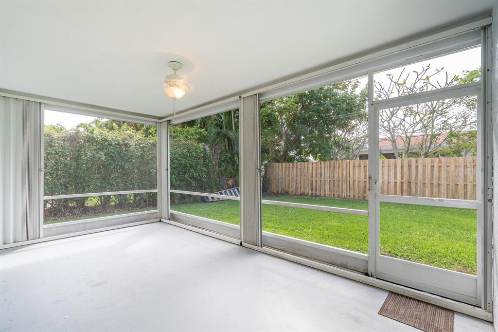 LAKE WYMAN SHORES - Residential Lease