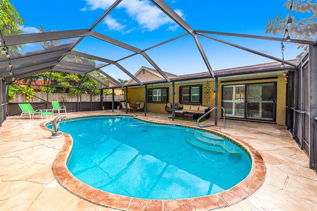 Photo of 1861 SE Hanby Avenue, Port Saint Lucie, FL 34952 (MLS # R10697353)