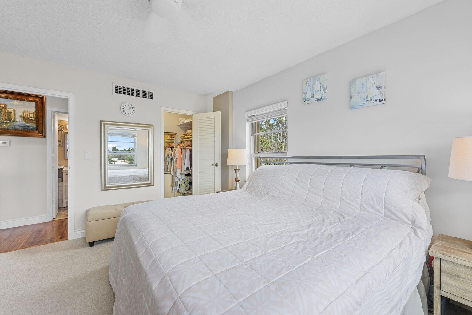 CORAL LAKE TOWER CONDO - Residential