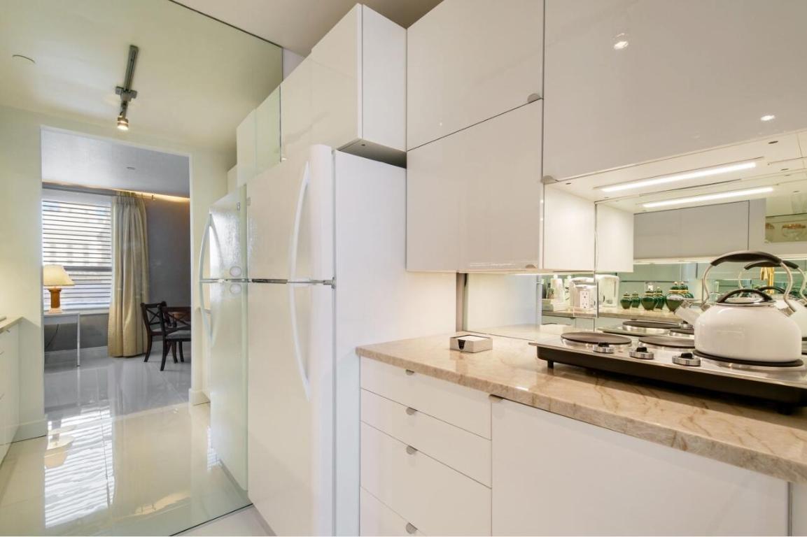 PALM BEACH HOTEL CONDO - Residential