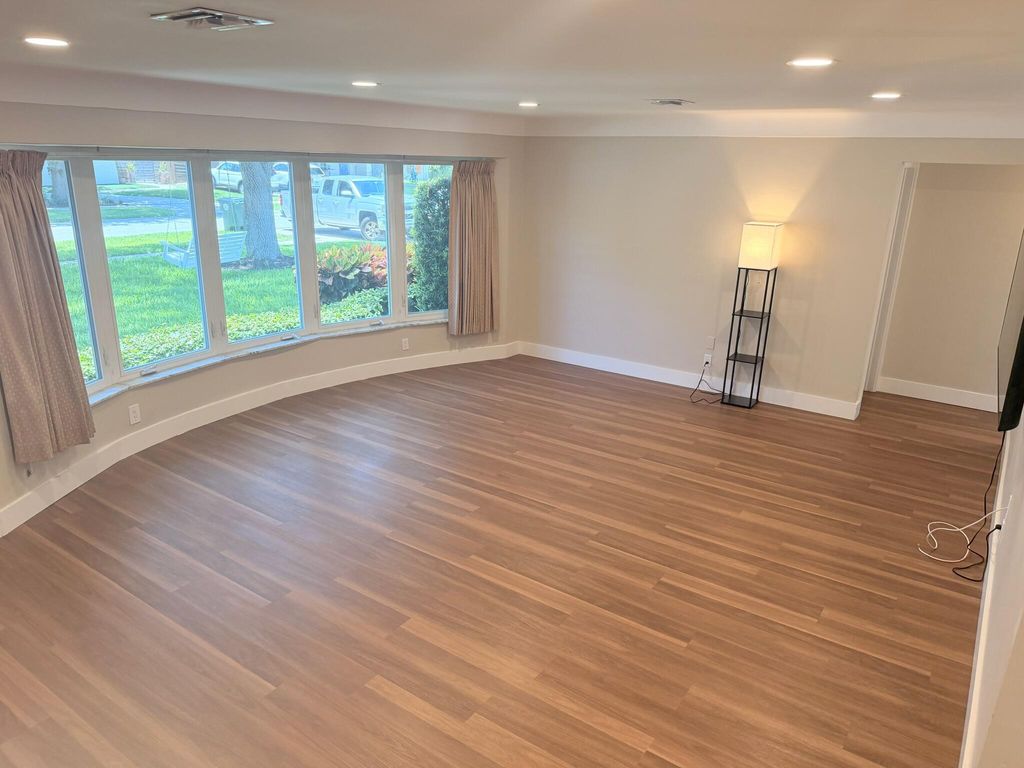 Photo of 1390 NW 4th Street, Boca Raton, FL 33486 (MLS # B26043454)