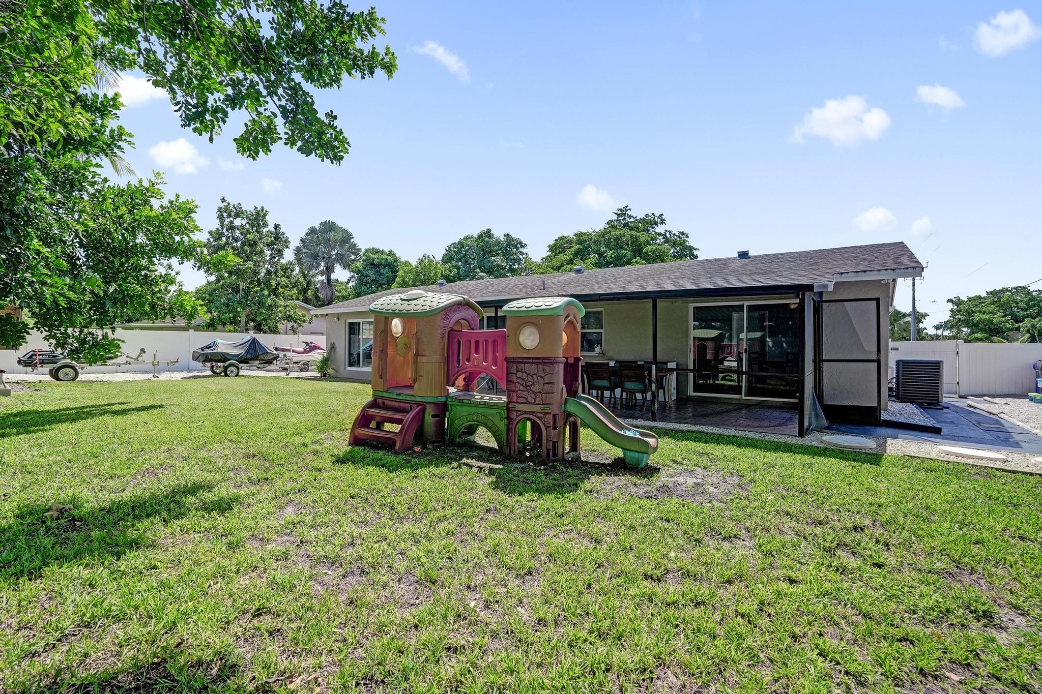 Kimberly Forest Sec 2 74- - Residential