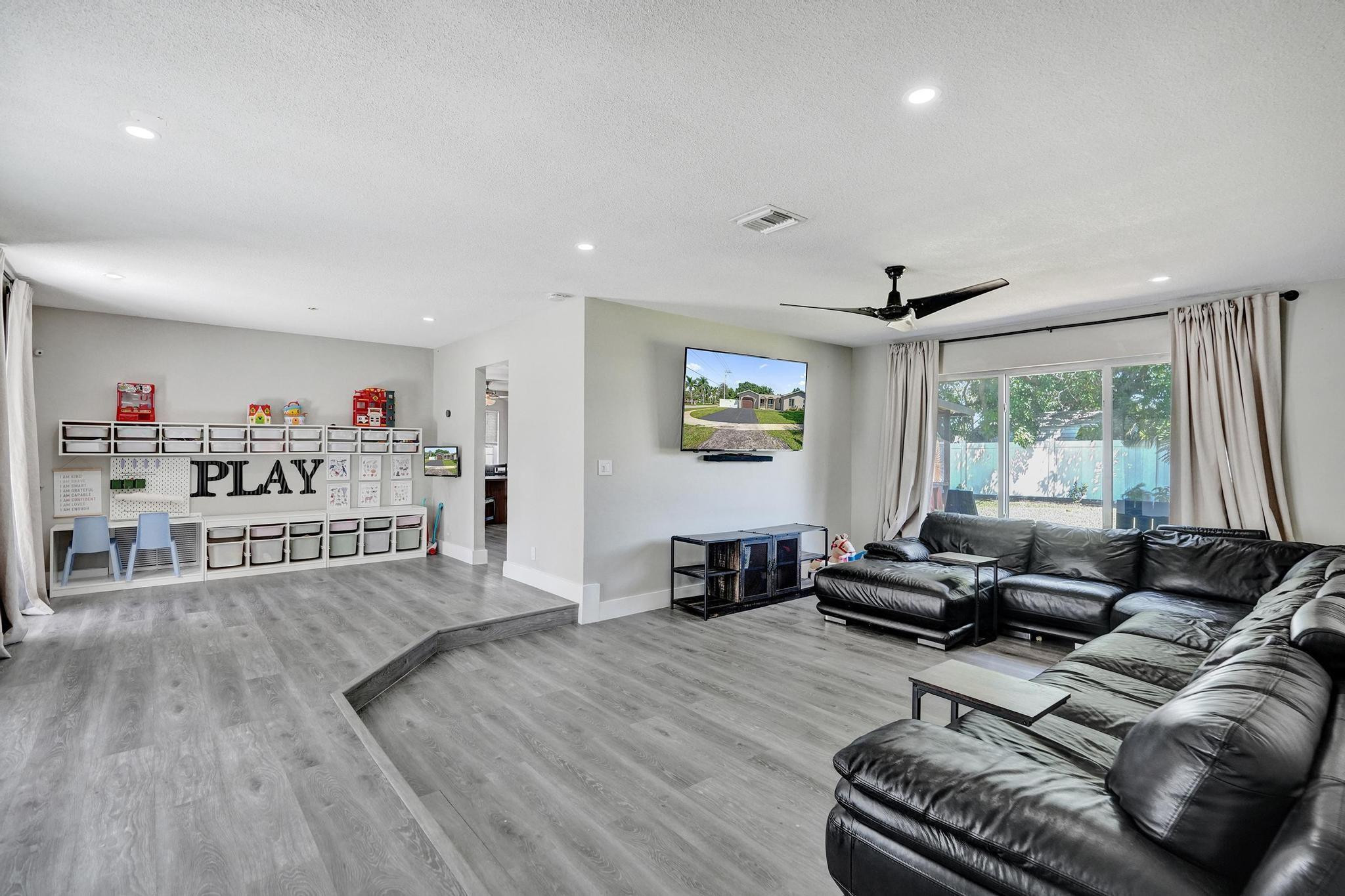 Kimberly Forest Sec 2 74- - Residential