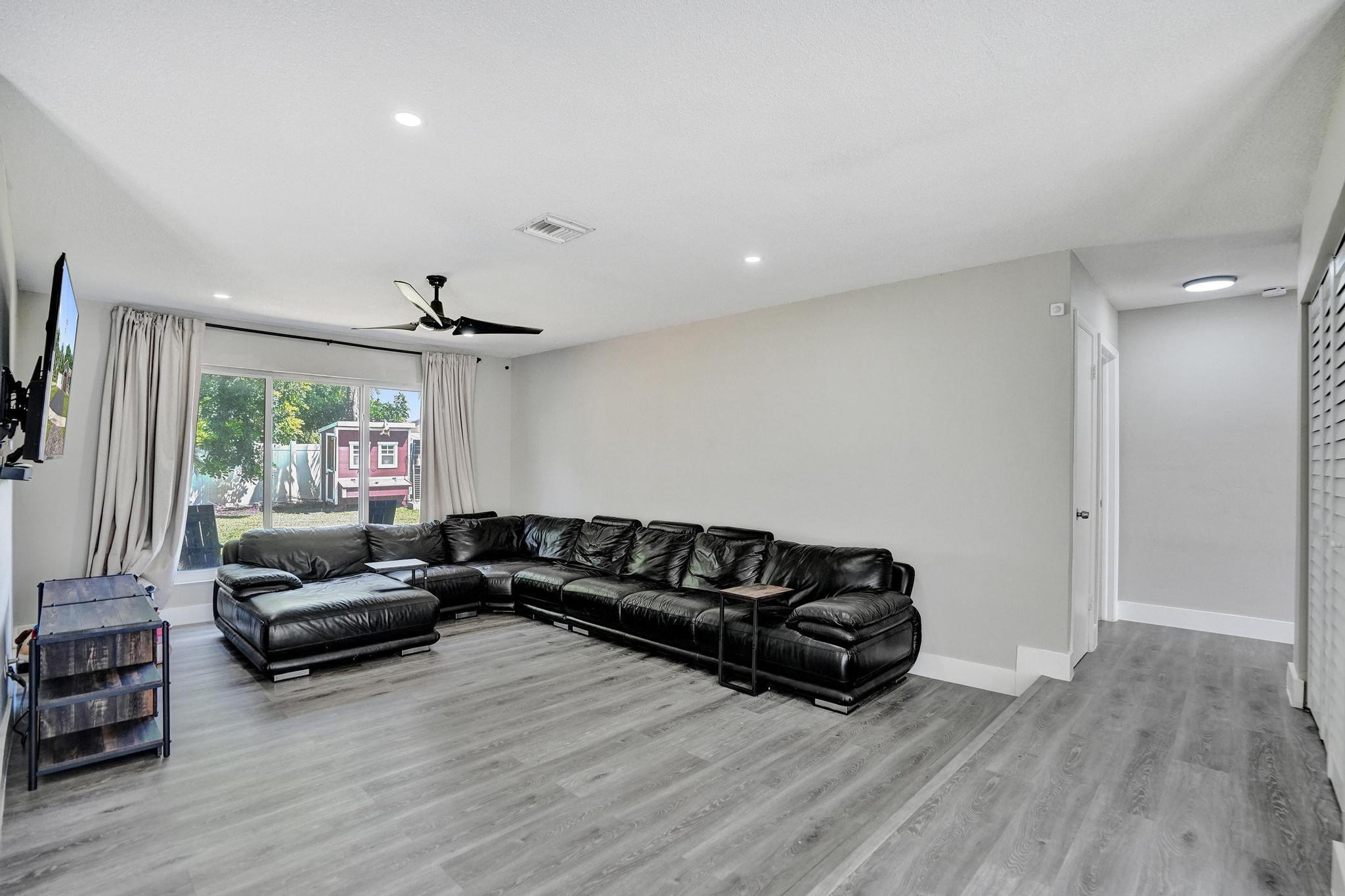 Kimberly Forest Sec 2 74- - Residential