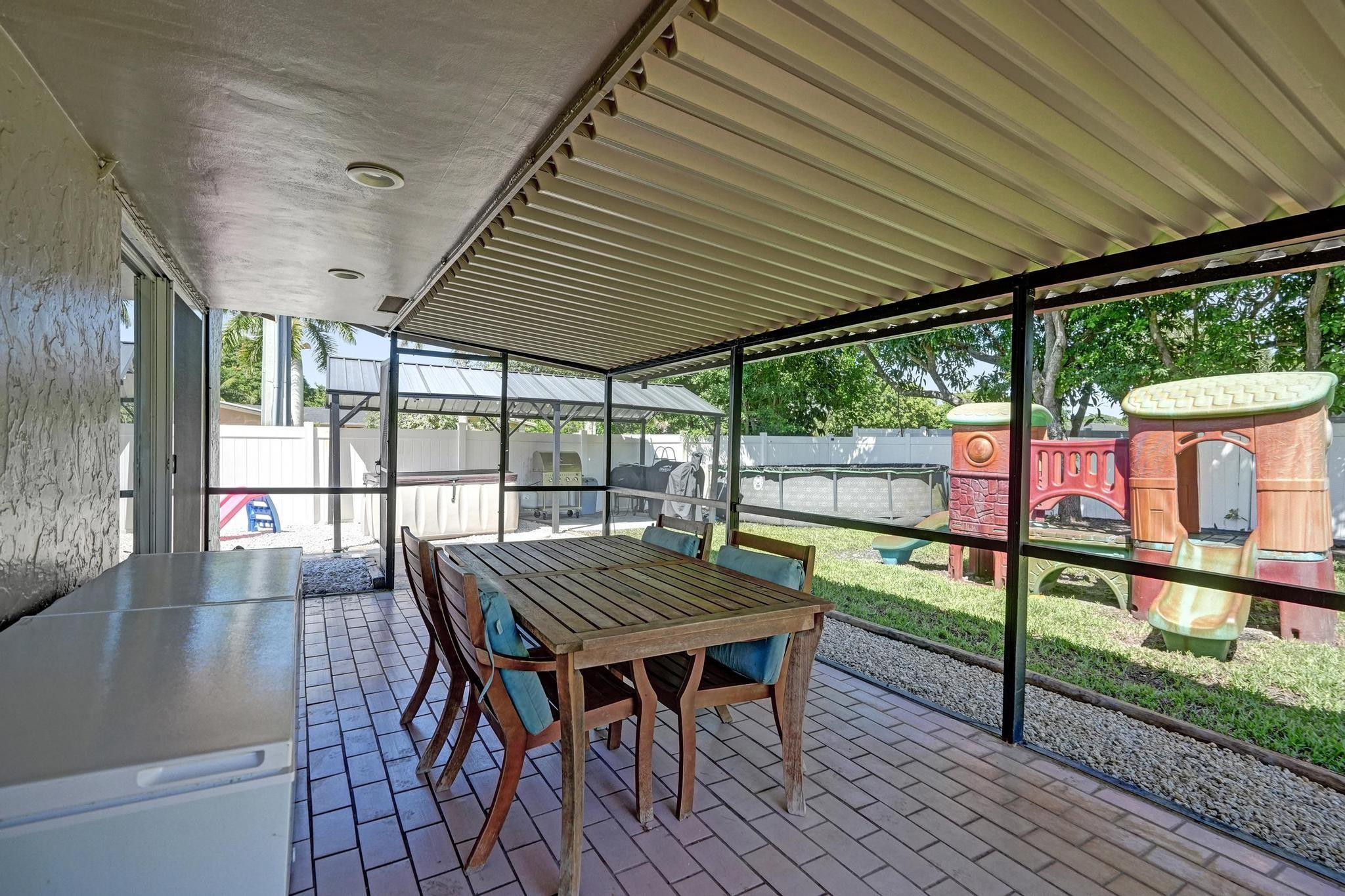 Kimberly Forest Sec 2 74- - Residential