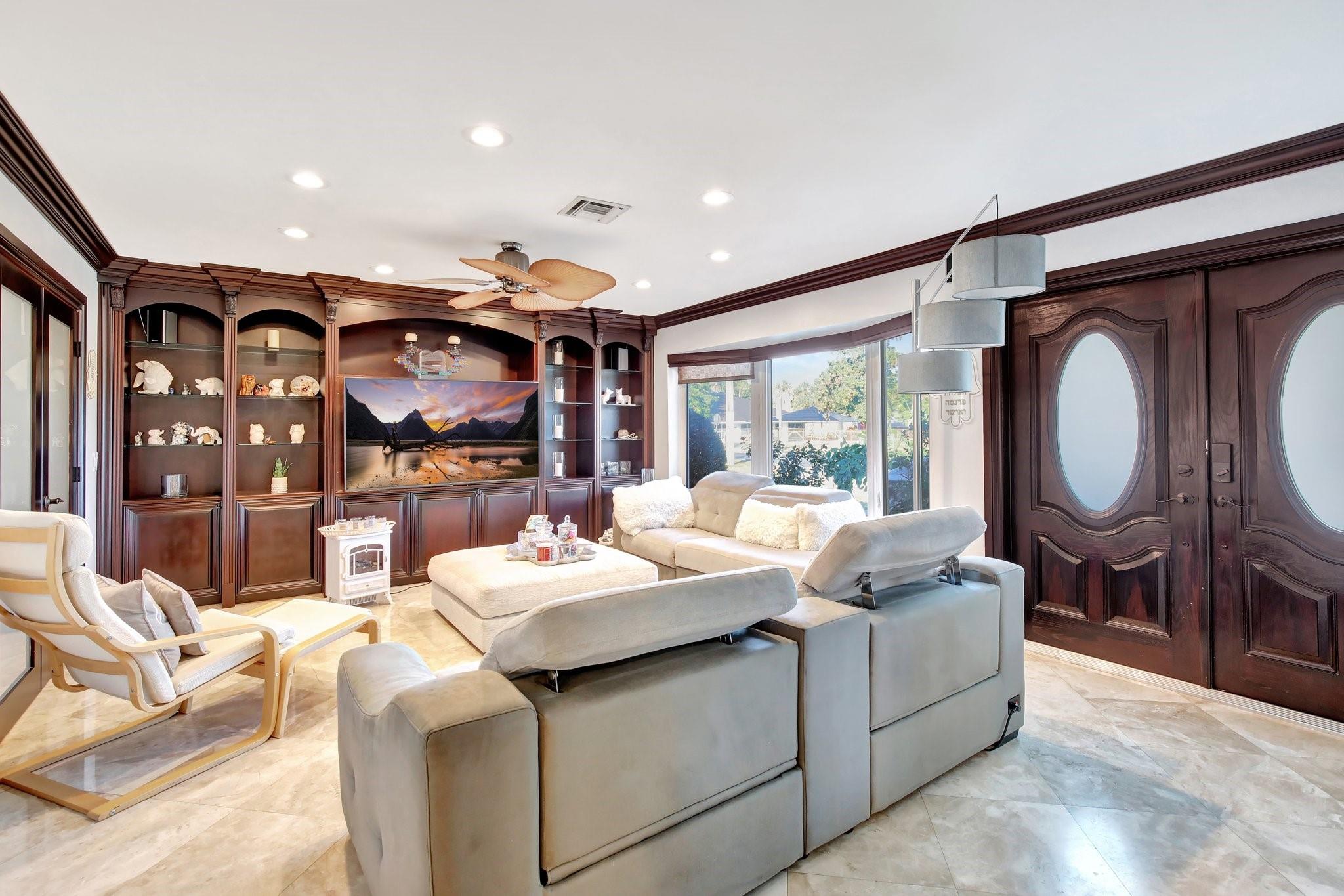 Hollywood Hills Amd 6-31 - Residential