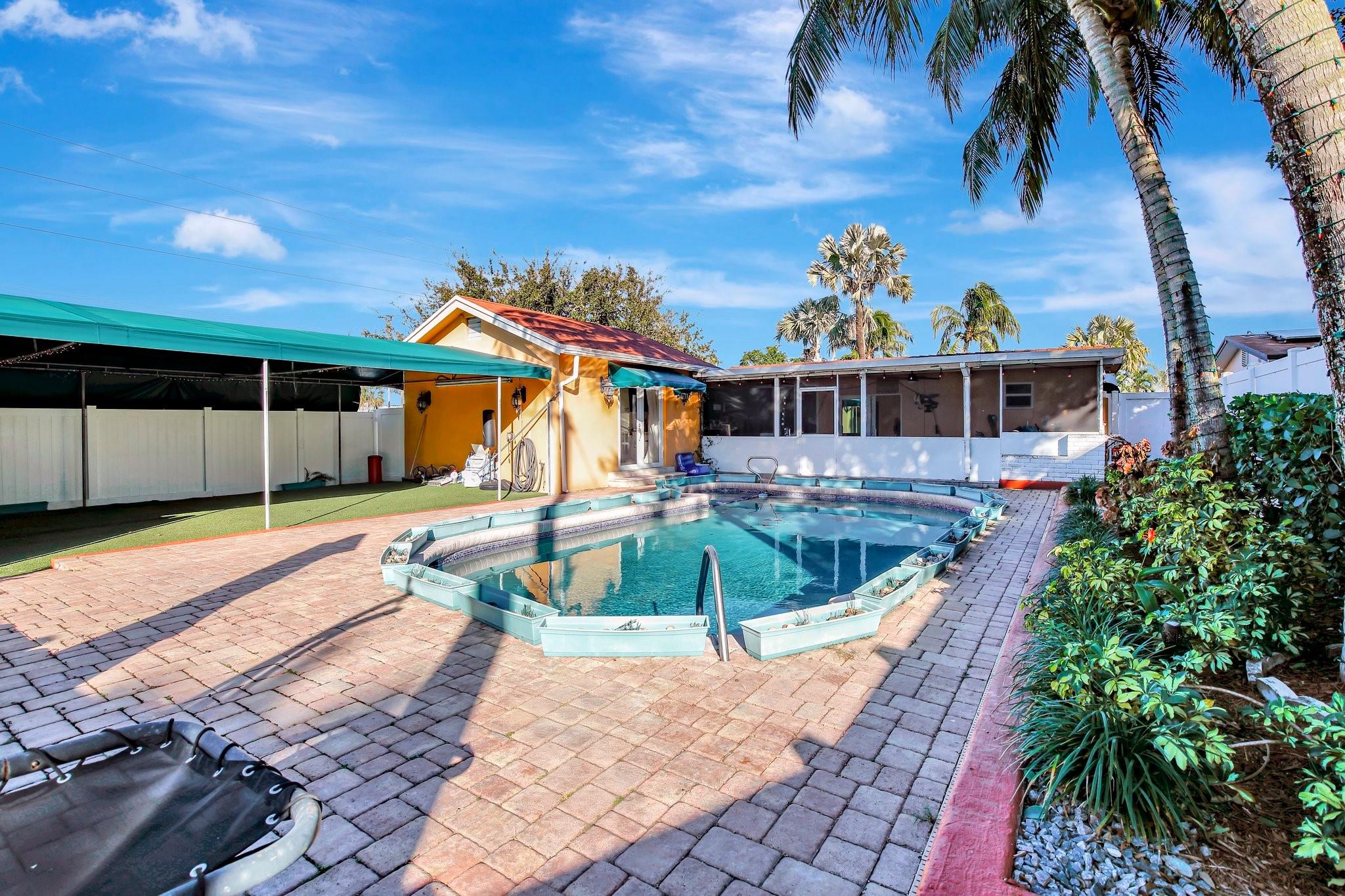 Hollywood Hills Amd 6-31 - Residential