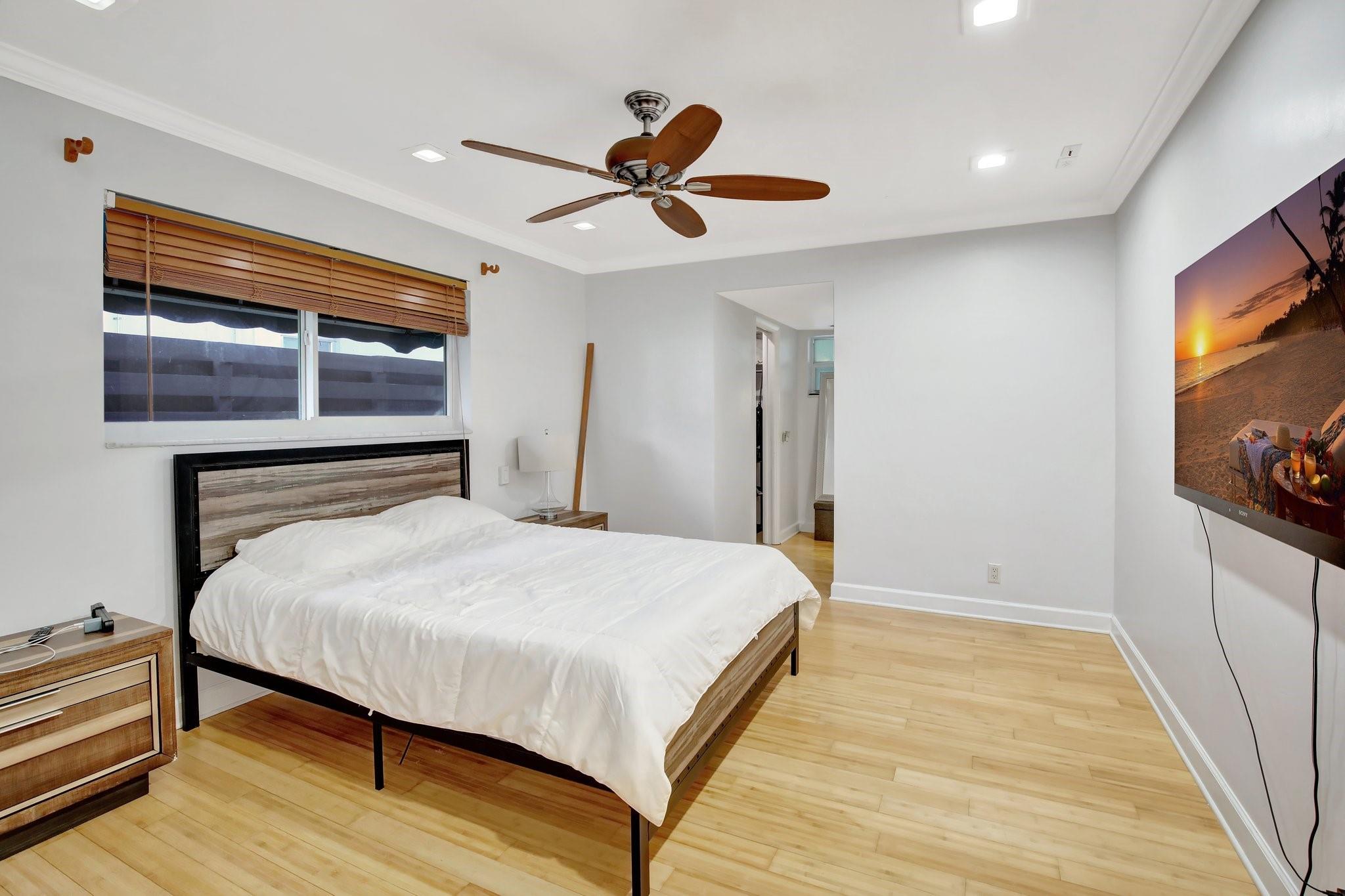 Hollywood Hills Amd 6-31 - Residential