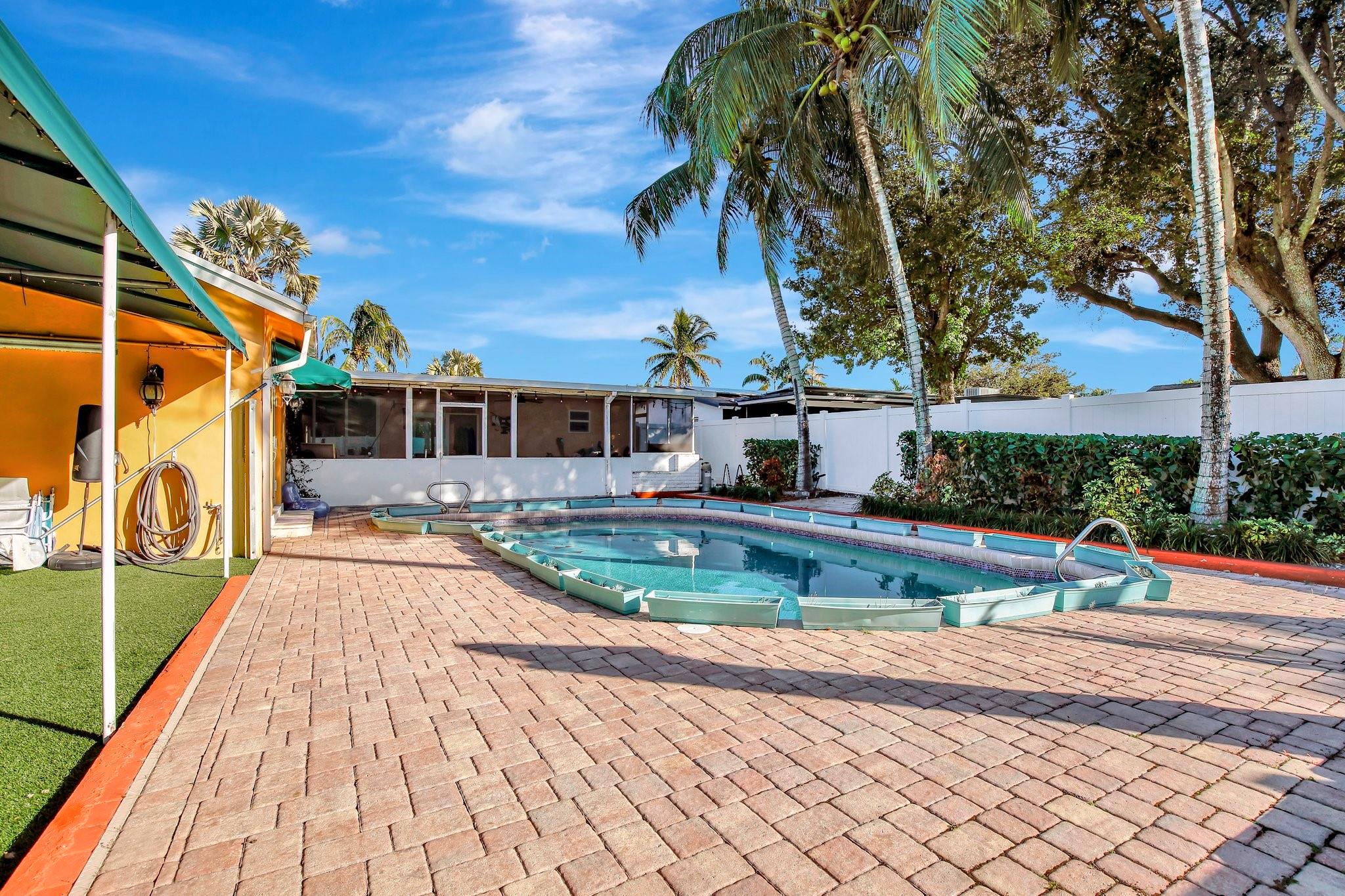 Hollywood Hills Amd 6-31 - Residential