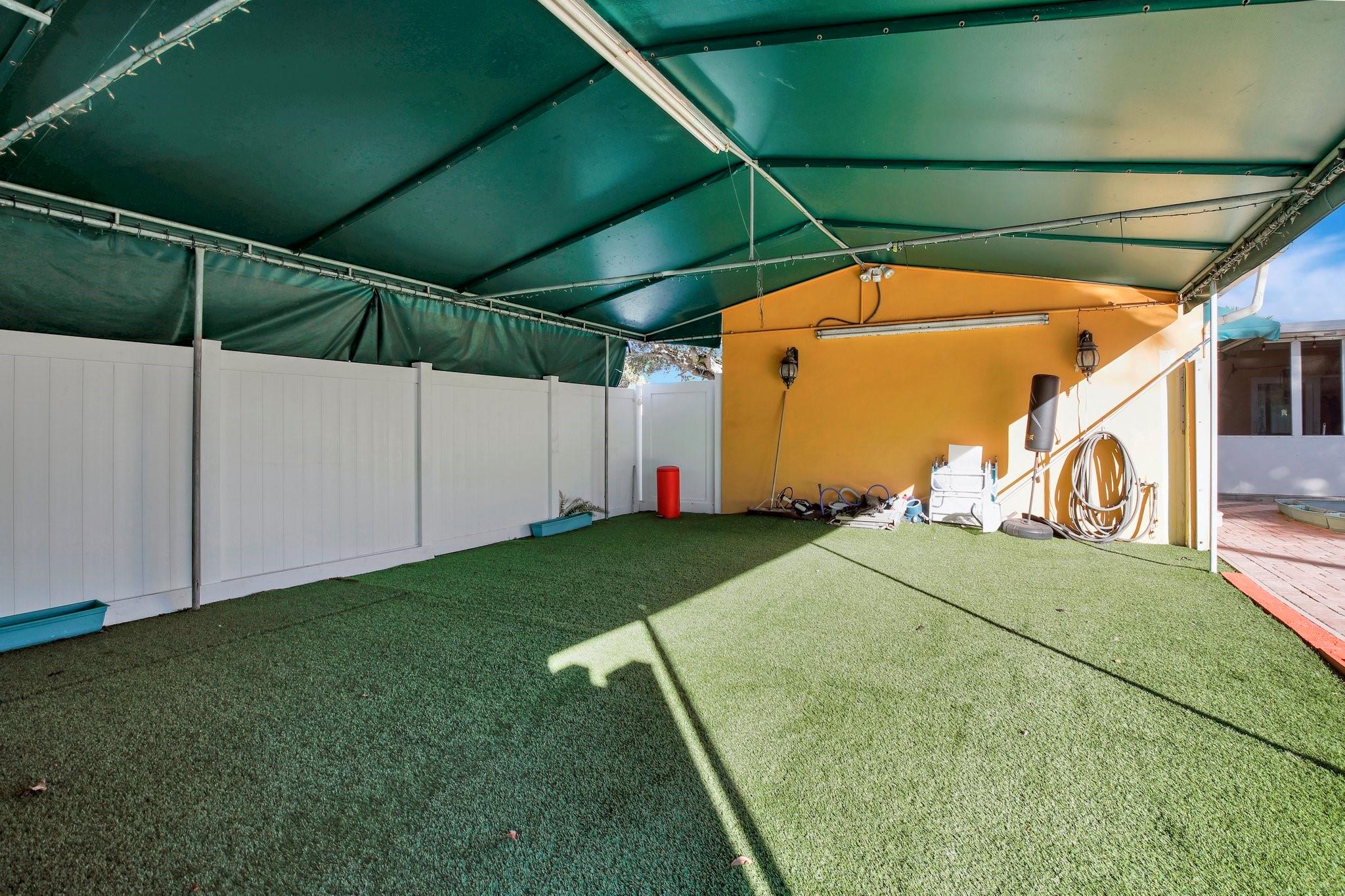 Hollywood Hills Amd 6-31 - Residential