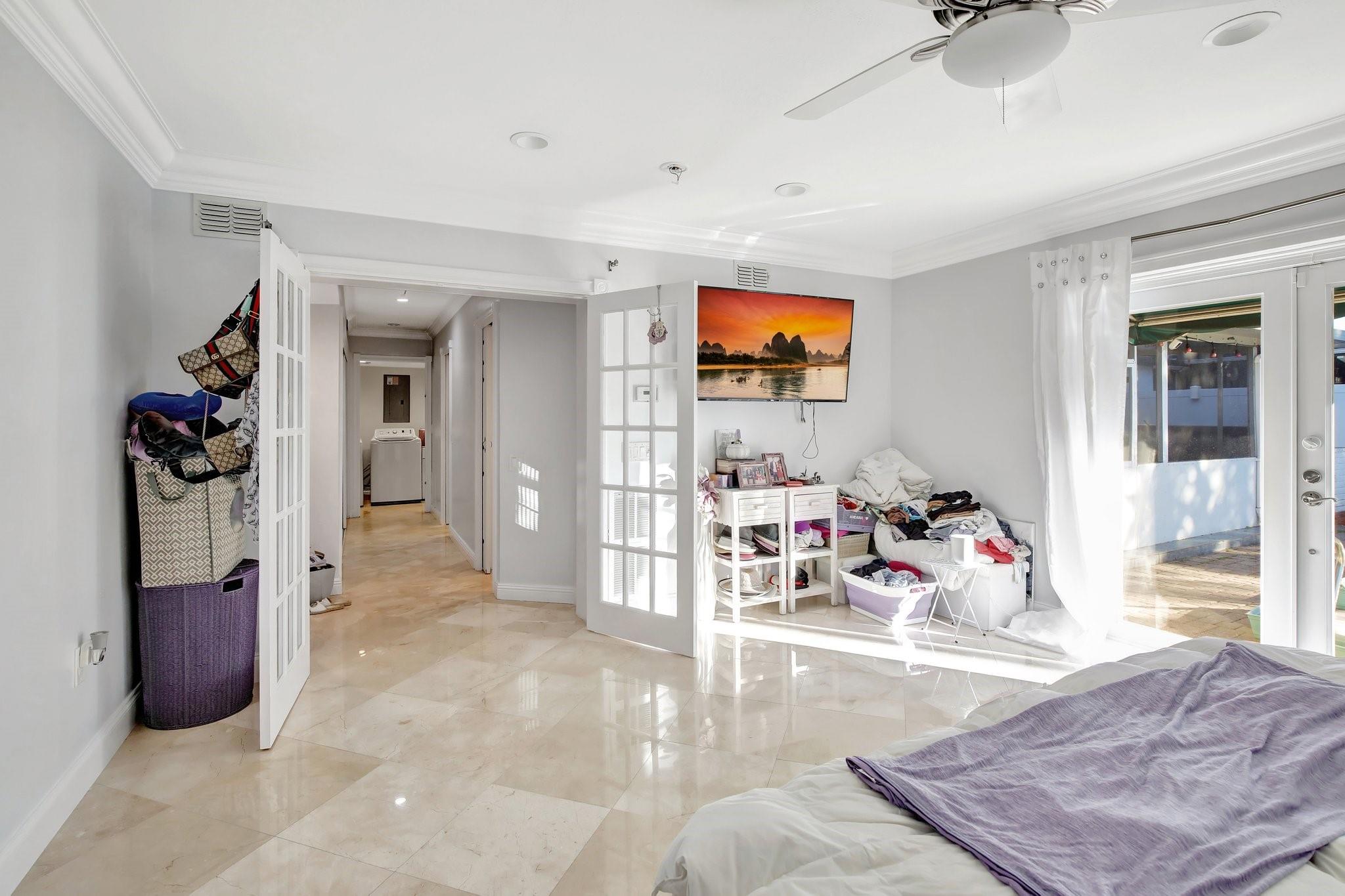 Hollywood Hills Amd 6-31 - Residential