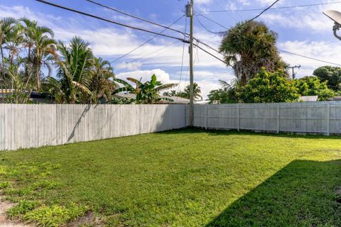 A home in Royal Palm Beach