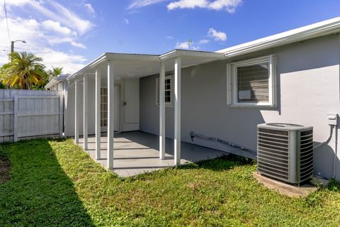 A home in Royal Palm Beach