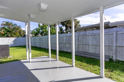 A home in Royal Palm Beach