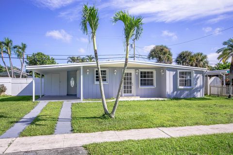 A home in Royal Palm Beach