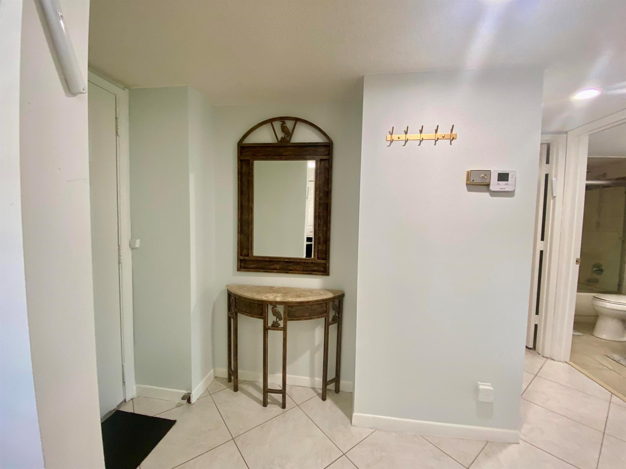 7185 Huntington Lane 405