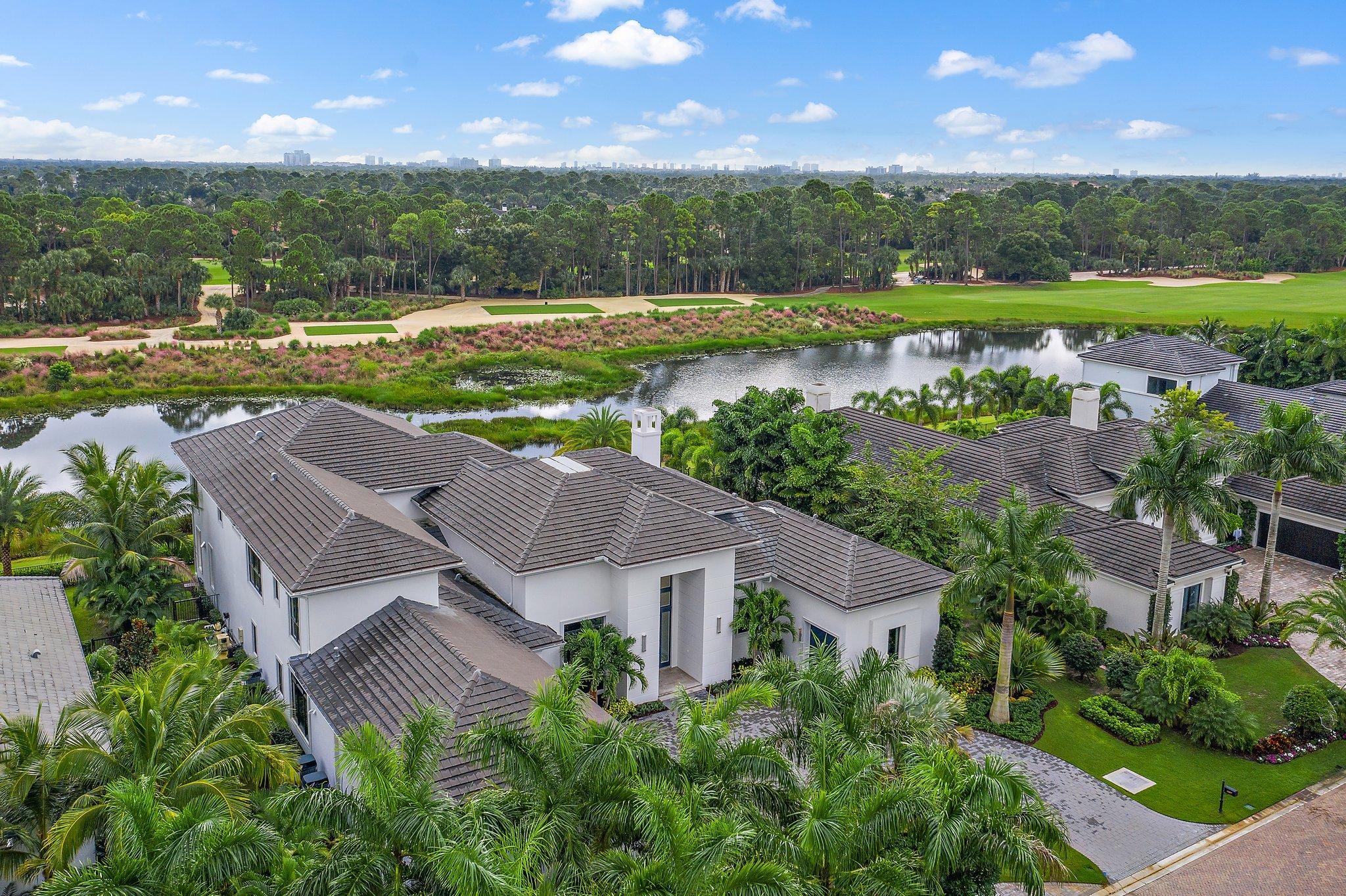 OLD PALM 4 - Residential