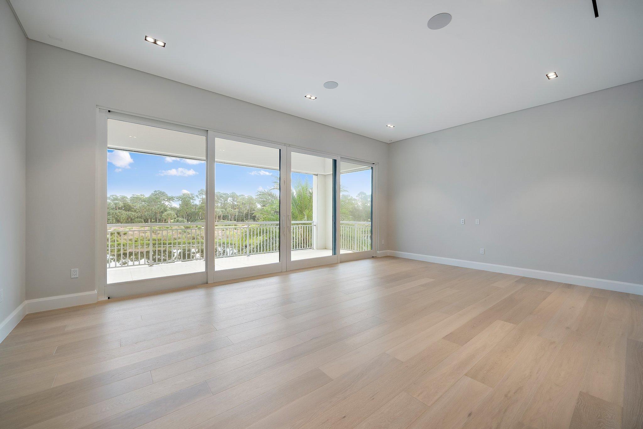 OLD PALM 4 - Residential