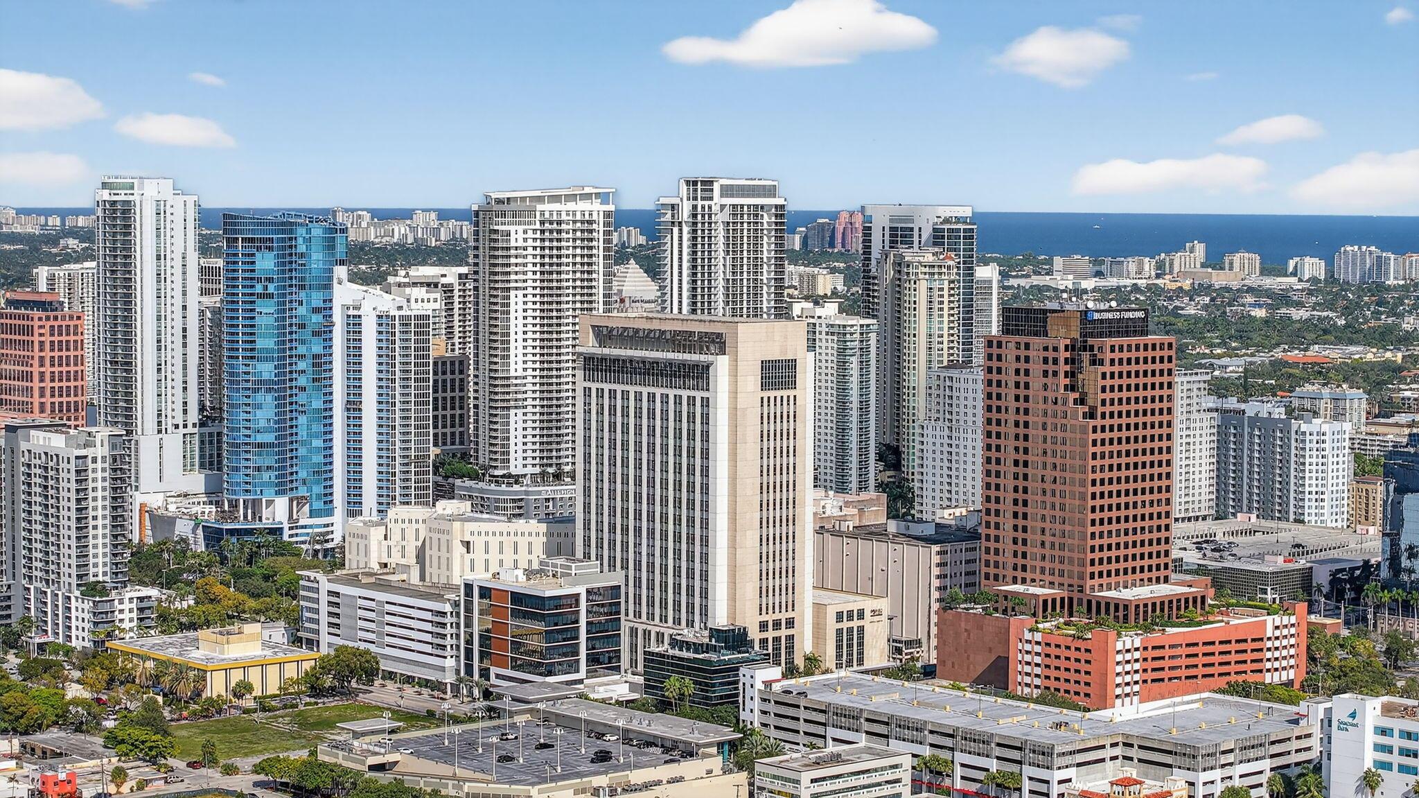 CROISSANT PARK SOUTH RIVE - Residential