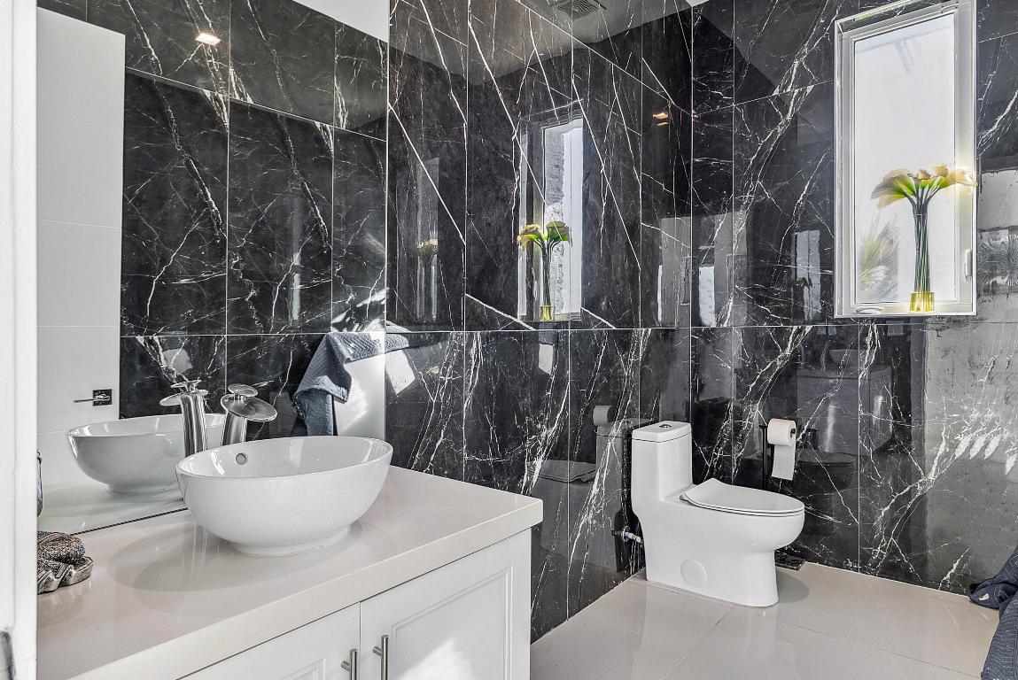 QUEENS ISLAND PRESERVE - Residential