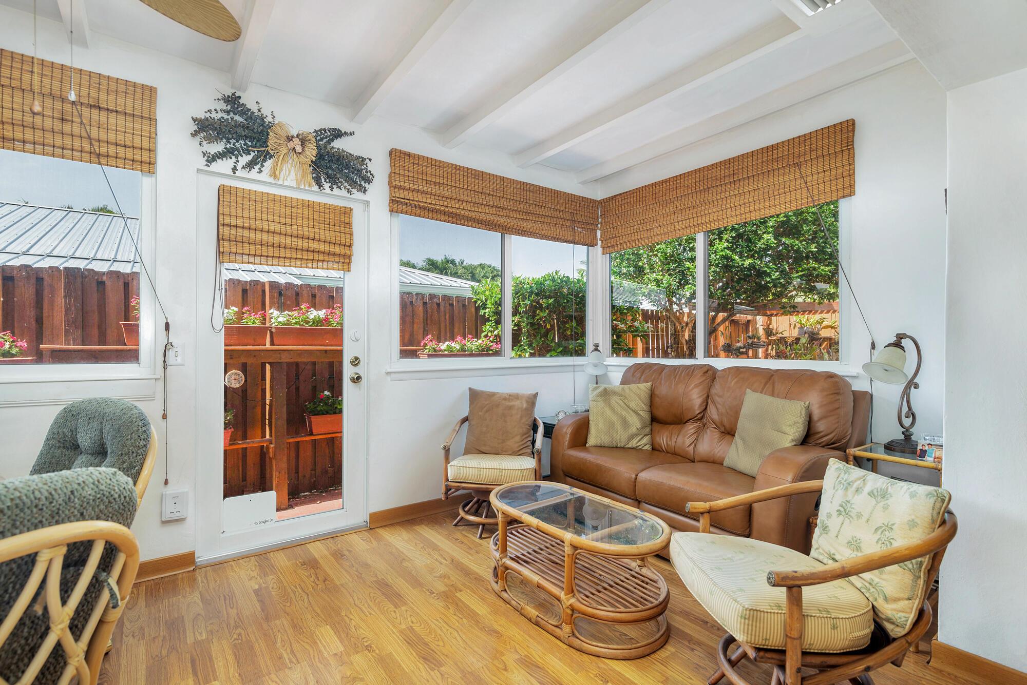 PALM BEACH SHORE ACRES - Residential