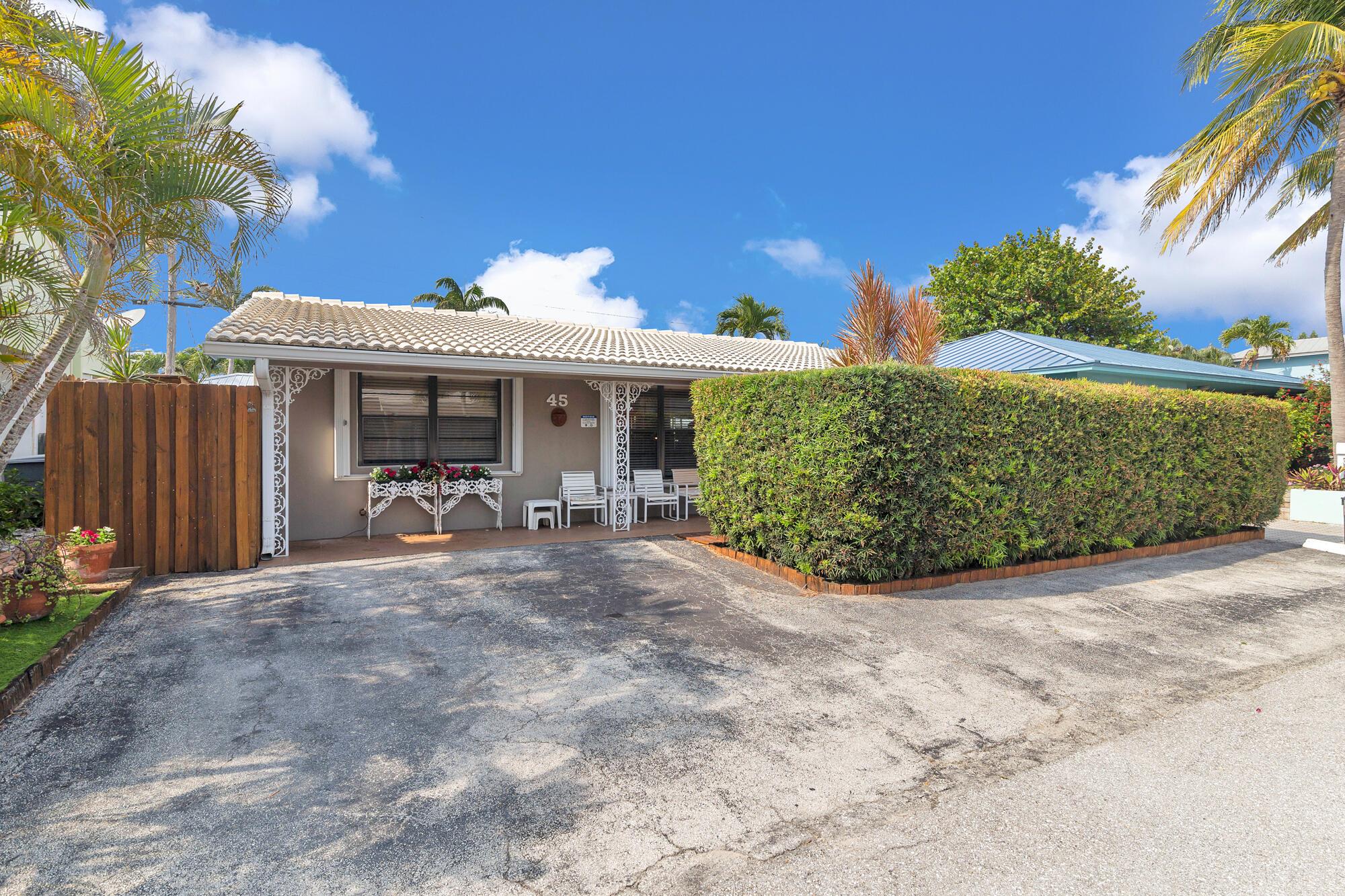 PALM BEACH SHORE ACRES - Residential