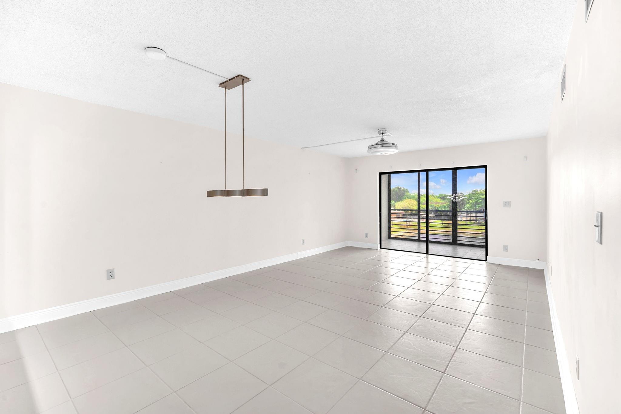 LAKES OF CARRIAGE HILLS - Residential