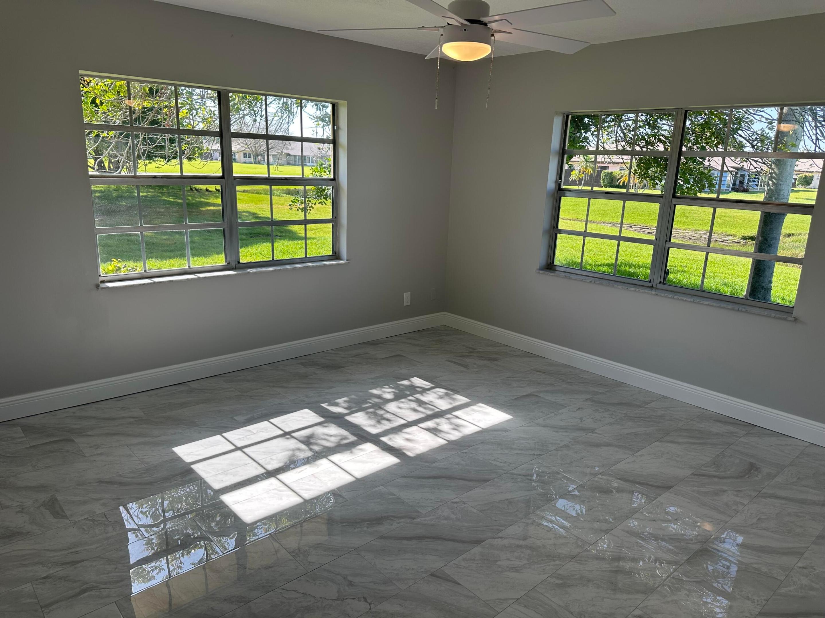 THE GROVE CONDOMINIUM SECTION 1 - Residential