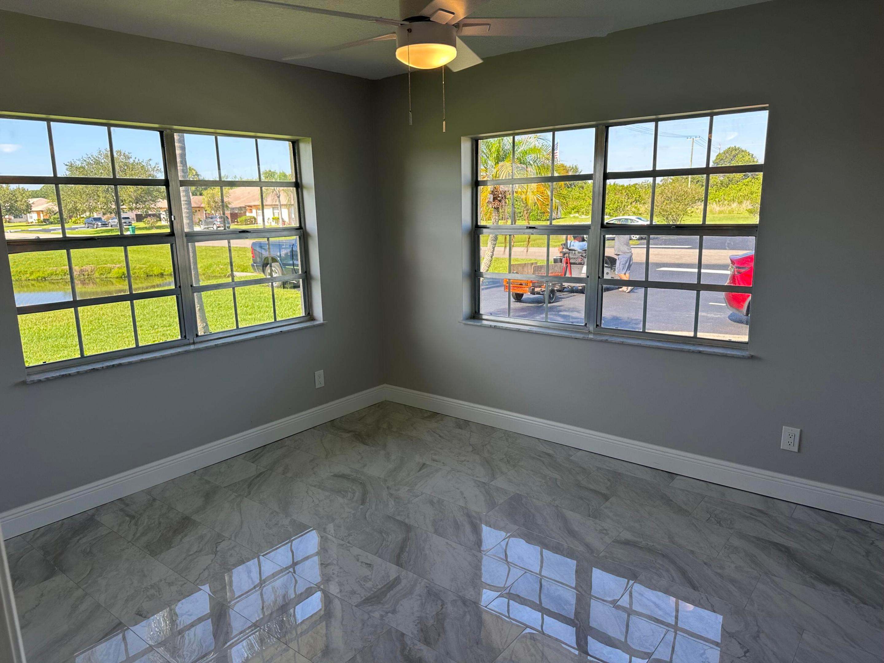 THE GROVE CONDOMINIUM SECTION 1 - Residential
