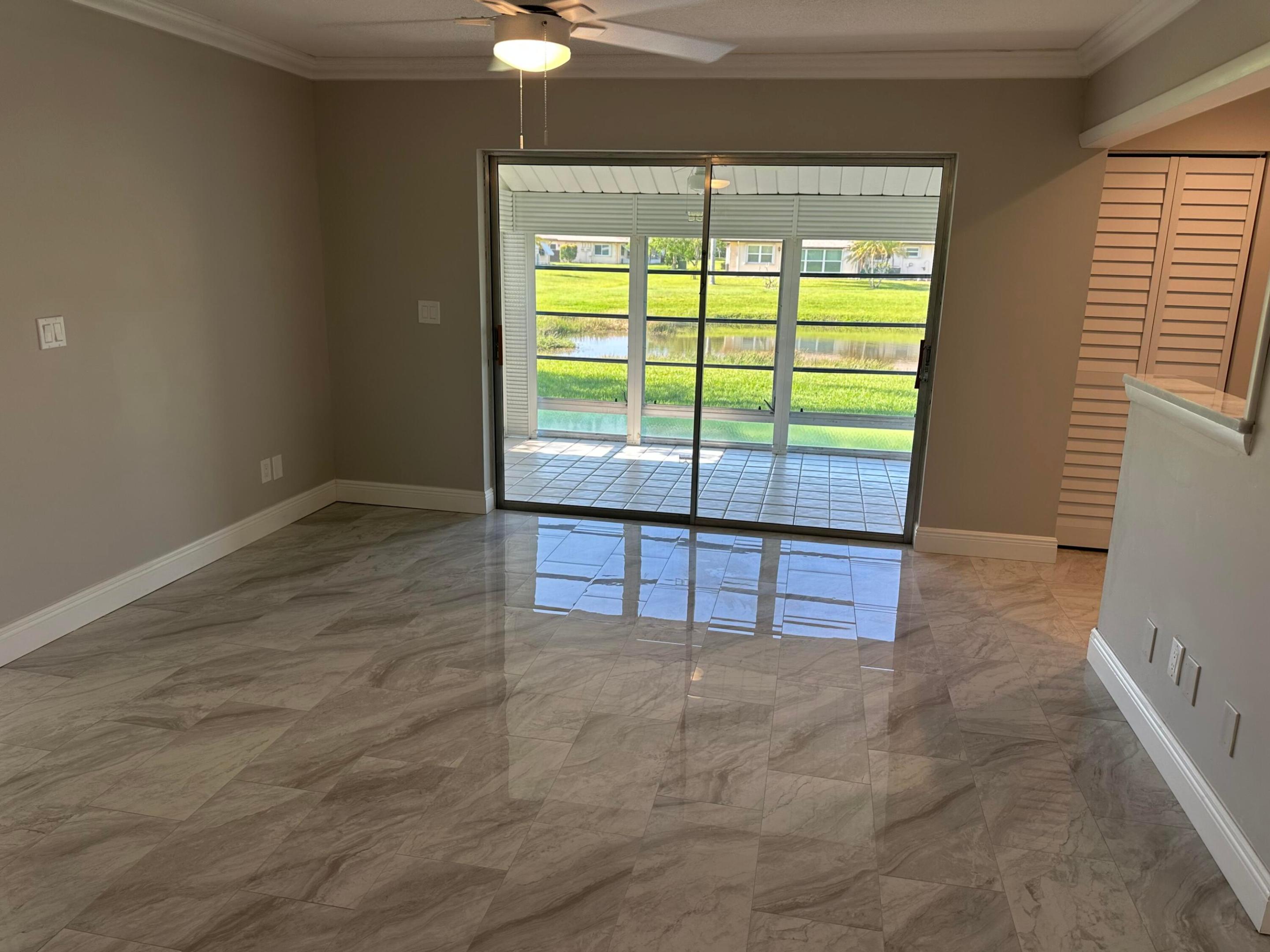 THE GROVE CONDOMINIUM SECTION 1 - Residential