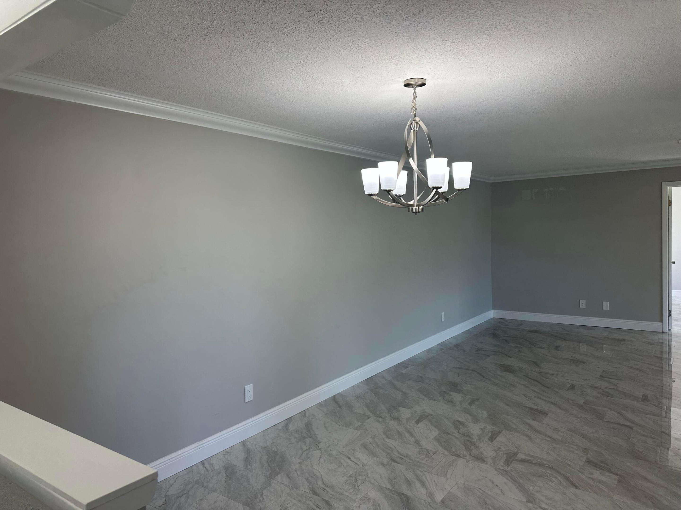 THE GROVE CONDOMINIUM SECTION 1 - Residential
