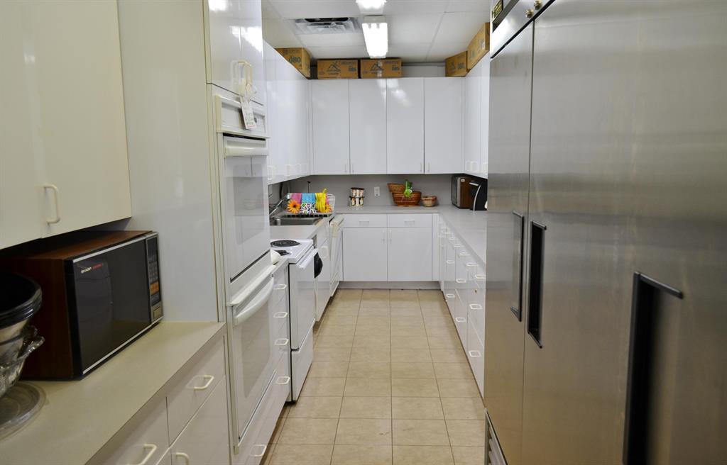 Barclay Condominium - Residential Lease